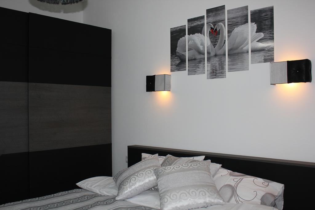 Prestige Home Apartment St Constantin et Helena Chambre photo