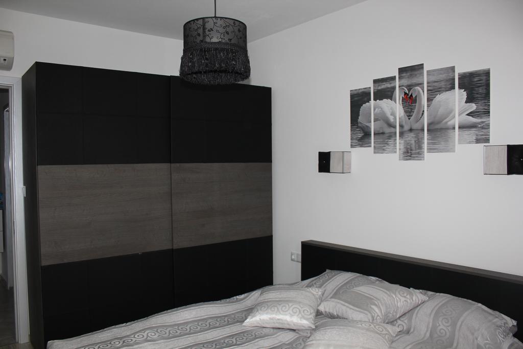 Prestige Home Apartment St Constantin et Helena Chambre photo